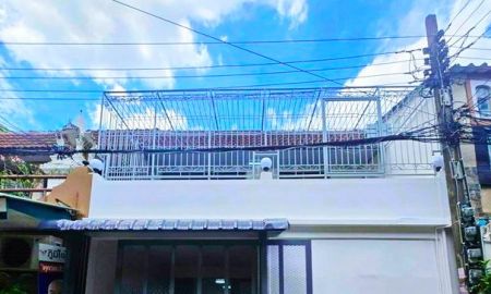 ให้เช่าทาวน์เฮาส์ - MRTห้วยขวาง 745ม. รัชดาภิเษก ให้เช่าทาวน์เฮ้าส์ 2 ชั้น 3-6ปีมีครั้ง ปรับปรุงใหม่ 19ตร.วา. 149ตร.ม. 3 นอน 2 น้ำ ตประชาราษฏร์บำเพ็ญ