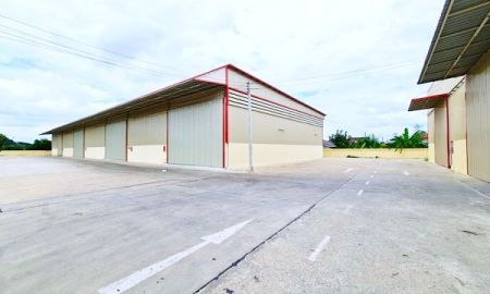 ให้เช่าโรงงาน / โกดัง - ตำบลบึงพระ เมืองพิษณุโลก เพียง 8กม. 404ตร.ม. พระพุทธชินราช 3 กม. ม.นเรศวร โกดัง เทเลอร์หางพ่วงเข้าได้ 440 ตร.ม. 1,300 ตร.ม ถนนกว้าง 14 ม.