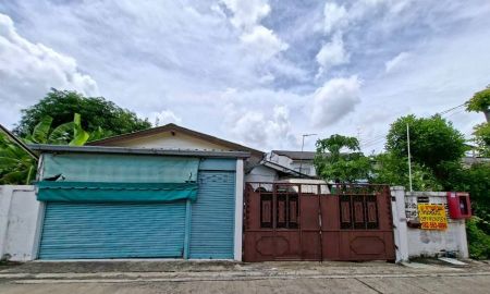 ขายบ้าน - ขายบ้านชั้นเดียว ซอยเพชรเกษม 63 ซอยต้นมะม่วง ใกล้วัดม่วง