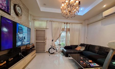 ขายทาวน์เฮาส์ - ขายทาวน์โฮม 3 ชั้น พื้นที่ 28.8ตร.ว. หมู่บ้านศิรินโฮม ถ.ลาดพร้าว 101 แยก42 คลองจั่น บางกะปิ กทม.