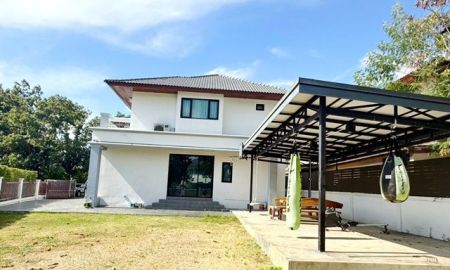 ขายบ้าน - โลตัสสุขาภิบาล3 บิ๊กซี คฤหาสน์ ขายถูกกว่าประเมิน 5นอน โรงเรียนนานาชาติ RIS รามคำแหง164 เฟอร์ เครื่องใช้ไฟฟ้า 6น้ำ 150 ตรว เพอร์เฟค