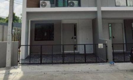 ทาวน์เฮาส์ - ขายและให้เช่าทาวน์โฮม3.5ชั้น มบ.พรีเมียมเพลส พหลโยธิน-รามอินทราPremium Place Phaholyothin-Ramintra ขนาด29.5ตรว. 4นอน 3น้ำ ใกล้รถไฟฟ้า BTS สถานีสายหยุด