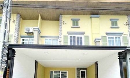 ให้เช่าทาวน์เฮาส์ - ให้เช่า] หมู่บ้าน โกลเด้น ทาวน์ 3 สุขสวัสดิ์ - พุทธบูชา / 4 ห้องนอน 3 ห้องน้ำ / 18 ตรว. 130 ตรม. **19,000**