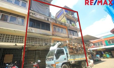 ขายอาคารพาณิชย์ / สำนักงาน - อาคารพาณิชย์พระราม2 ซ.11 ตลาดโอ๋เอ๋ ทางด่วนพระราม9 เซ็นทรัลพระราม2 ห้องมุม 3ห้อง 40วา ทำเลอยู่อาศัย ค้าขาย เปิดสำนักงาน ทำหอพักได้ เ