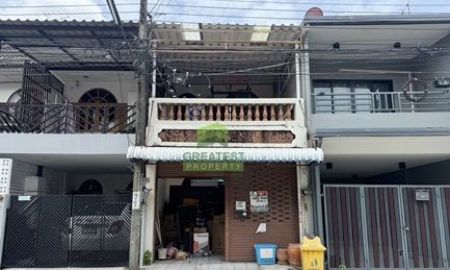 ขายทาวน์เฮาส์ - รีบคว้า หมู่บ้านเสนาวิลล่า 84 ทาวน์เฮ้าส์ 2 ชั้น เนื้อที่ 18 ตร.ว บ้านทำเลดี ใกล้เดอะมอลล์บางกะปิ ราคาสุดคุ้ม