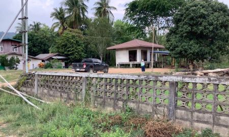 ขายที่ดิน - ขายที่ดินบนเนิน แปลงสวย 17 ไร่ 253 ตารางวา พร้อมต้นสักอายุ 20 ปี ปลูกเต็มพื้นที่ 12 ไร่ ต.น้ำหมัน อ.ท่าปลา จ.อุตรดิตถ์