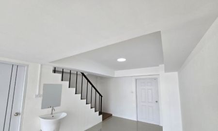 ขายอาคารพาณิชย์ / สำนักงาน - ขายอาคารพาณิชย์ 3 ชั้นครึ่ง รีโนเวท อำเภอพระพุทธบาท จังหวัดสระบุรี