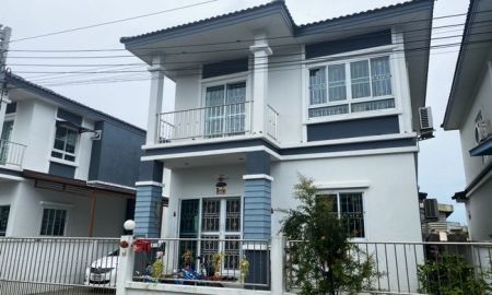 ขายบ้าน - ขายบ้านแฝด หมู่บ้านพรหมศิริ เพชรเกษม 77 เนื้อที่ 33.6 ตร.ว. 2 ชั้น 3 นอน 3 น้ำ