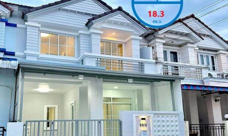 ขายทาวน์เฮาส์ - ขายทาวน์เฮ้าส์ รีโนเวทใหม่ เนื้อที่ 18.3 ตร.ว หมู่บ้านทิพย์พิมานการ์เด้น บ้านกล้วย-ไทรน้อย หลังบ้านไม่ชนใคร