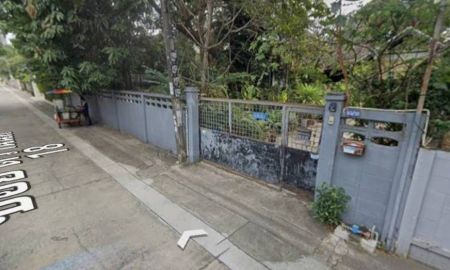 ขายบ้าน - ขายบ้านพร้อมที่ดิน ในซอยติวานนท์18 เนื้อที่ 219 ตารางวา ทำเลดี เหมาะแก่การพักอาศัย