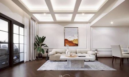 ขายทาวน์เฮาส์ - เปิดขายแล้ว ทาวน์เฮ้าส์ 2 ชั้น รีโนเวทใหม่ทั้งหลัง สไตล์ Modern French Classic อยู่ในหมู่บ้านเงียบสงบแต่ใจกลางเมือง ใกล้เอกมัย & ทองหล่อ 24 ตรว