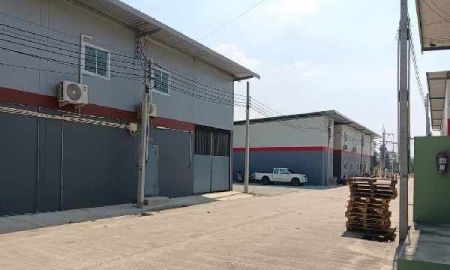 ให้เช่าโรงงาน / โกดัง - ให้เช่าโกดังโรงงานพร้อมออฟฟิศ ใกล้เมืองพัทยา 300 ตรม. หน้าวัดสันติคราม หนองปลาไหล