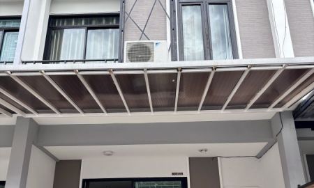 ขายทาวน์เฮาส์ - ขายทาวน์โฮมส์ 2 ชั้น โครงการเดอะเซ็นทรัล3 ศรีราชา