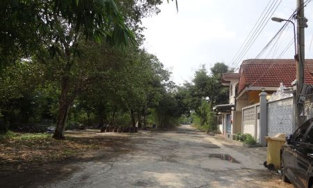 ขายที่ดิน - ที่ดินถมแล้วถนนบรมราชชนนีขาเข้าซอย76เนื้อที่1งาน37ตารางวาศาลาธรรมสพน์ ทวีวัฒนาก่อนพุทธมณฑลสาย3 ใก้ลตลาดธนบุรี2,ม.มหิดลศาลายาเหมาะปลูกบ้าน,โกดัง