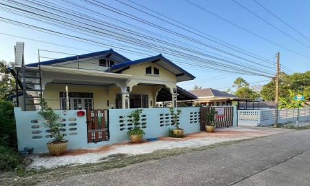 ขายบ้าน - ขายบ้าน 88ตรว.อยู่ตรงทางขึ้นพลับพลา ร.5 ห่างทะเลปากน้ำชุมพร 200M ใกล้ตลาดและแหล่งชุมชน