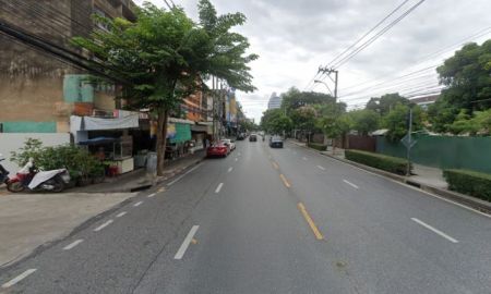 ขายที่ดิน - ด่วน! ขายที่ดินพร้อมสิ่งปลูกสร้าง พระราม 3 ซอย 77 ใกล้ MRT คลองเตย