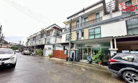 ขายทาวน์เฮาส์ - ขายทาวน์โฮม 3 ชั้น 17ตร.วา เมอริทเพลส 3 ลาดพร้าว 87