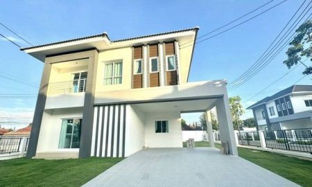 ให้เช่าบ้าน - โครงการลลิล 4 นอน 3 น้ำ พร้อมพื้นที่สวน เฟอร์นิเจอร์และเครื่องใช้ไฟฟ้าใหม่ทั้งหลัง