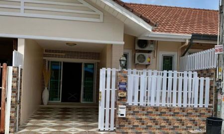 ขายทาวน์เฮาส์ - ขายทาวน์เฮ้าส์พัทยา หมู่บ้านโชคชัย 7 ซอยเขาน้อย บางละมุง ชลบุรี