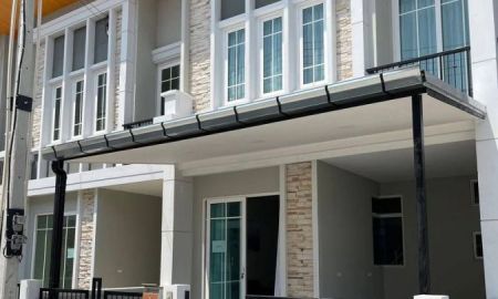 ขายทาวน์เฮาส์ - ทาวน์โฮมสวยพร้อมอยู่ โกลเด้นทาวน์ พัทยา เขาตาโล บางละมุง ชลบุรี