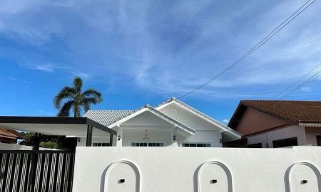 ขายบ้าน - ขายบ้านเดี่ยว หมู่บ้าน ภัสสร1 ซอยเขามะกอก2 พัทยา บางละมุง ชลบุรี