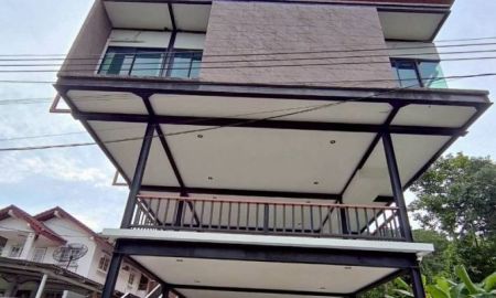 บ้าน - ขาย ให้เช่าบ้านหรู 3 ชั้น ทำเลดีสุดปัง ใจกลางบางพระ ศรีราชา ชลบุรี