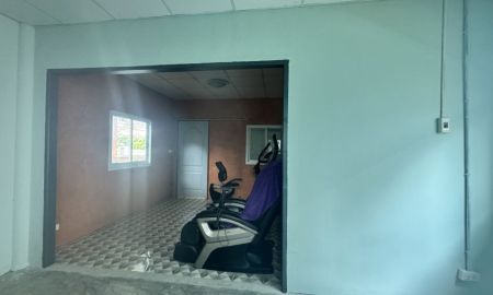 ให้เช่าโรงงาน / โกดัง - ให้เช่าโกดัง พื้นที่ ร้านอาหาร ออฟฟิศ 1,000 ตร.ม. พระยาสุเรนทร์