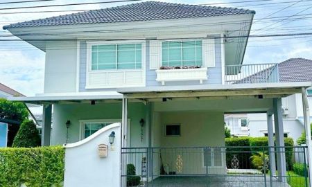 ให้เช่าบ้าน - พร้อมเฟอร์ฯหรูหรา MRTมีนบุรี 2.1 กม. ร่มเกล้า 4-8 ให้เช่าคฤหาสน์ 2 ชั้น 60ตร.วา. 236ตร.ม ม.เกษมบัณฑิต ร่มเกล้า 1.2 กม. 3 นอน 3 น้ำ