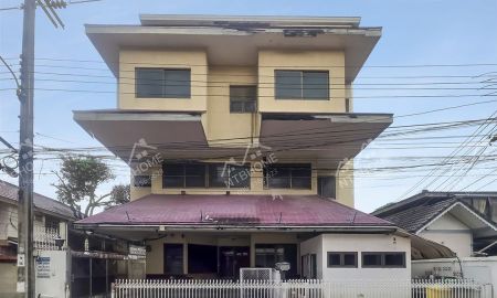 ขายบ้าน - หมู่บ้านสวัสดิการทหารบก แจ้งวัฒนะ 34 ต่อเติมครบ ถนนเมน ทำเลดีติดถนนใหญ่ ใกล้ทางด่วน