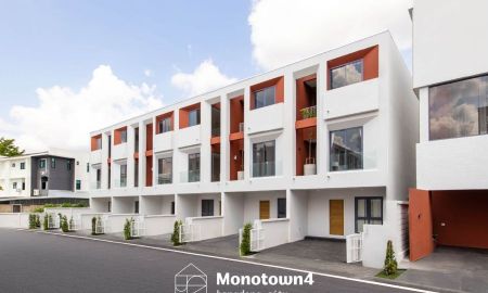 ขายทาวน์เฮาส์ - บ้านโซนหางดงเชียงใหม่ โครงการ Monotown 4 ทาวน์โฮม 3 ชั้น ที่จอดรถ 2 คัน สิ่งอำนวยความสะดวกครบ ใกล้กาดฝรั่ง 5 นาที