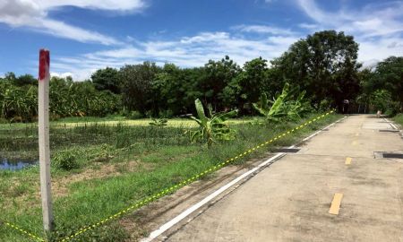 ขายที่ดิน - ขายที่ดินเปล่า เนื้อที่รวม 1-0-77.5 ไร่ ถนนเพชรเกษม 124 ซอย 6 ต.อ้อมน้อย อ.กระทุ่มแบน สมุทรสาคร