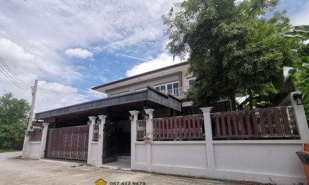 ขายบ้าน - ขายด่วนบ้าน 2 ชั้น 99.7 ตรว. สร้างโดยซีคอนโฮม 6 ห้องนอน สภาพดีพท.ใช้สอยเยอะ อยู่บางแวก130 ใกล้ถนนกาญจนาภิเษก-สาย2 เดินทางสะดวกเข้าซอยนิดเดียว