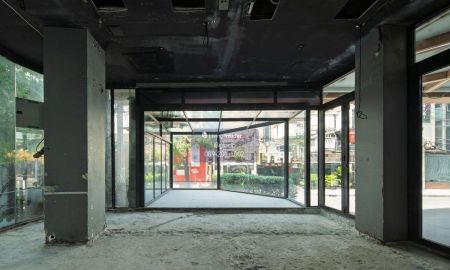 ให้เช่าอาคารพาณิชย์ / สำนักงาน - ให้เช่า Rare Item! พื้นที่ติดถนน ทองหล่อ 10 พร้อมเปิด 24 ชม.