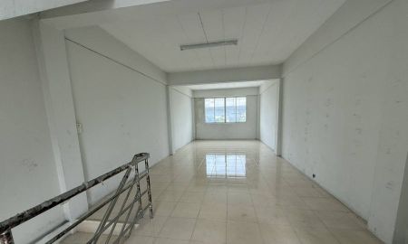 ให้เช่าอาคารพาณิชย์ / สำนักงาน - ให้เช่าตึก 3.5 ชั้น ถนนเลียบใต้ทางด่วน, โลตัสพระราม2