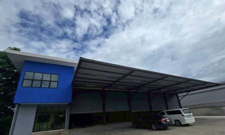 ให้เช่าโรงงาน / โกดัง - ให้เช่าโกดัง พร้อมออฟฟิศ สำนักงาน 4 ห้อง ขนาดพื้นที่ 550 ตร.ม. ศาลายา | ใกล้ขนส่ง มีห้องพักพนักงาน