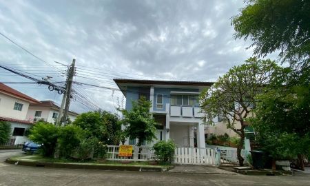 ขายบ้าน - ขายบ้านแฝด 2 ชั้น หลังมุม หมู่บ้านพร้อมพัฒน์กรีนโนวา รามอินทรา