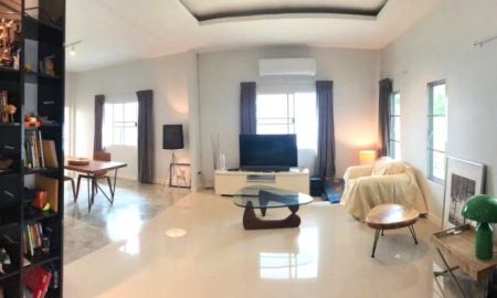 ขายบ้าน - ขายบ้านเดี่ยว หมู่บ้านโรยัลวิว อ.หางดง เชียงใหม่ ทำเลดี เหมาะกับการอยู่แบบยั่งยืน ระบบโซลาร์ + น้ำฟรี มีที่ปลูกผัก ผลไม้