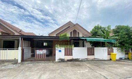 ขายบ้าน - ขายบ้านแฝด หมู่บ้านแสนมณี689 พานทอง ชลบุรี เนื้อที่ 40 ตร.ว ต่อเติมครบ ทำเลดี พร้อมอยู่