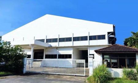 ขายโรงงาน / โกดัง - ขายโรงงานพร้อมที่ดินขนาด 2 ไร่ 3 งาน 47 ตร.ว. ย่านนิคมอุตสาหกรรมลาดกระบัง ทำเลดี เดินทางสะดวก