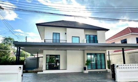 ขายบ้าน - ขายพูลวิลล่าหรูแปลงมุม ในหมู่บ้านกุลพันธ์วิลล์ 9 อำเภอหางดง จังหวัดเชียงใหม่