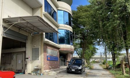 ให้เช่าอาคารพาณิชย์ / สำนักงาน - ให้เช่าอาคาร สำนักงาน 4 ชั้น มีโกดัง พื้นที่ใช้สอยรวม 1,700 ตร.ม. ย่านนนทบุรี