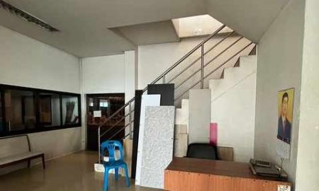 โรงงาน / โกดัง - ขาย/เช่า โกดัง คลังสินค้า โรงงาน 12 ไร่ ย่านไทรน้อย นนทบุรี