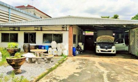 ขายบ้าน - ขายที่ดินพร้อมบ้านชั้นเดียว เนื้อที่ 336 ตารางวา ซอย ลาดพร้าว 107 แยก 4 ถนน ลาดพร้าว แขวงคลองจั่น เขตบางกะปิ,กรุงเทพมหานคร