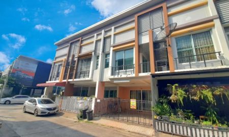 ขายทาวน์เฮาส์ - ทาวน์โฮม หทัยราษฏร์ กรุงเทพ ลดราคา ฟรีแอร์ 1 เครื่อง และต่อเติมครัว