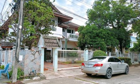 ขายบ้าน - ขาย บ้านเดี่ยว หมู่บ้านปรีชา 2 ชั้น ขนาดเนื้อที่ดิน 90 ตารางวา พื้นที่ใช้สอย 250 ตารางเมตร เจ้าของขายเอง