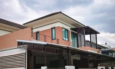 ให้เช่าบ้าน - ให้เช่าบ้านเดี่ยว 2 ชั้น หมู่บ้านซื่อตรง แกรนด์วิลล์ บางเสร่ สัตหีบ