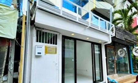 ให้เช่าอาคารพาณิชย์ / สำนักงาน - ม.หอการค้าไทย 560 ม. บิ๊กซี รัชดาภิเษก 1.4 กม.ให้เช่าคาเฟ่1 คูหา 1.5 ชั้นใหม่ 142 ตร.ม.32ตร.วา.ชั้นล่าง กับชั้นลอย MRT ห้วยขวาง