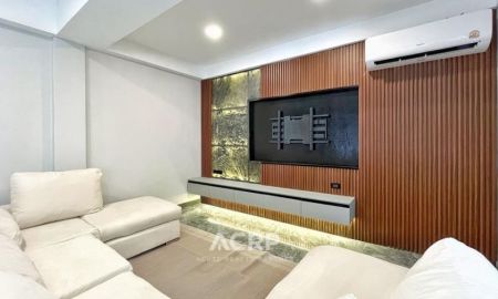 ให้เช่าอาคารพาณิชย์ / สำนักงาน - ให้เช่าบ้าน 5 ชั้นหรู ใจกลางกรุงเทพฯ ทองหล่อซอย 25 ใกล้บีทีเอส ใกล้โรงพยาบาลสมิติเวช