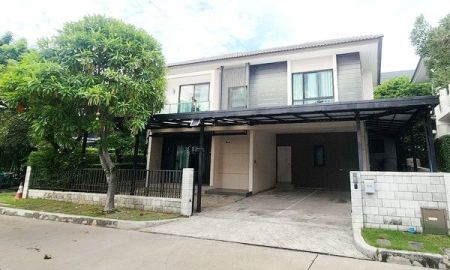 ให้เช่าบ้าน - ให้เช่า] หมู่บ้าน เซนโทร บางนา กม.7 / 4 ห้องนอน 3 ห้องน้ำ / 60 ตรว. 180 ตรม. **42,000**