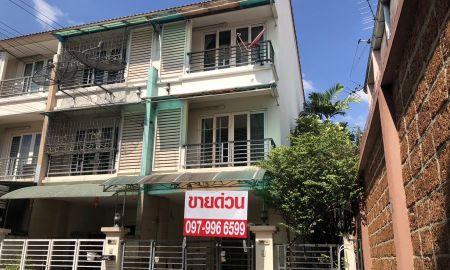 ขายทาวน์เฮาส์ - ขาย ทาวน์โฮม 3 ชั้น กู้ธนาคารเงินเหลือ หลังมุม 25 ตร.ว. ม.คาซ่าซิตี้ นวลจันทร์ 2 3 นอน 3 น้ำ ครัว ตกแตงพร้อมอยู่ ราคาถูกสุด